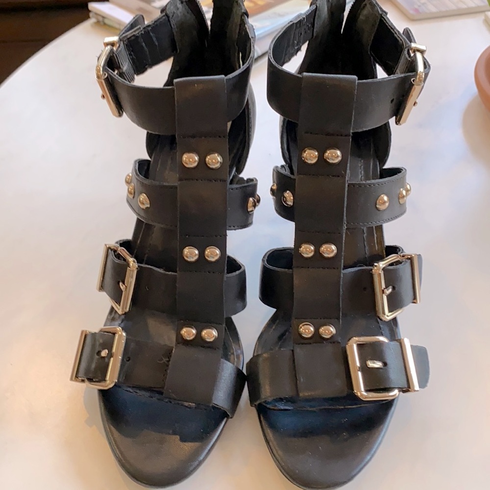 BCBG black heels shoes sz 8